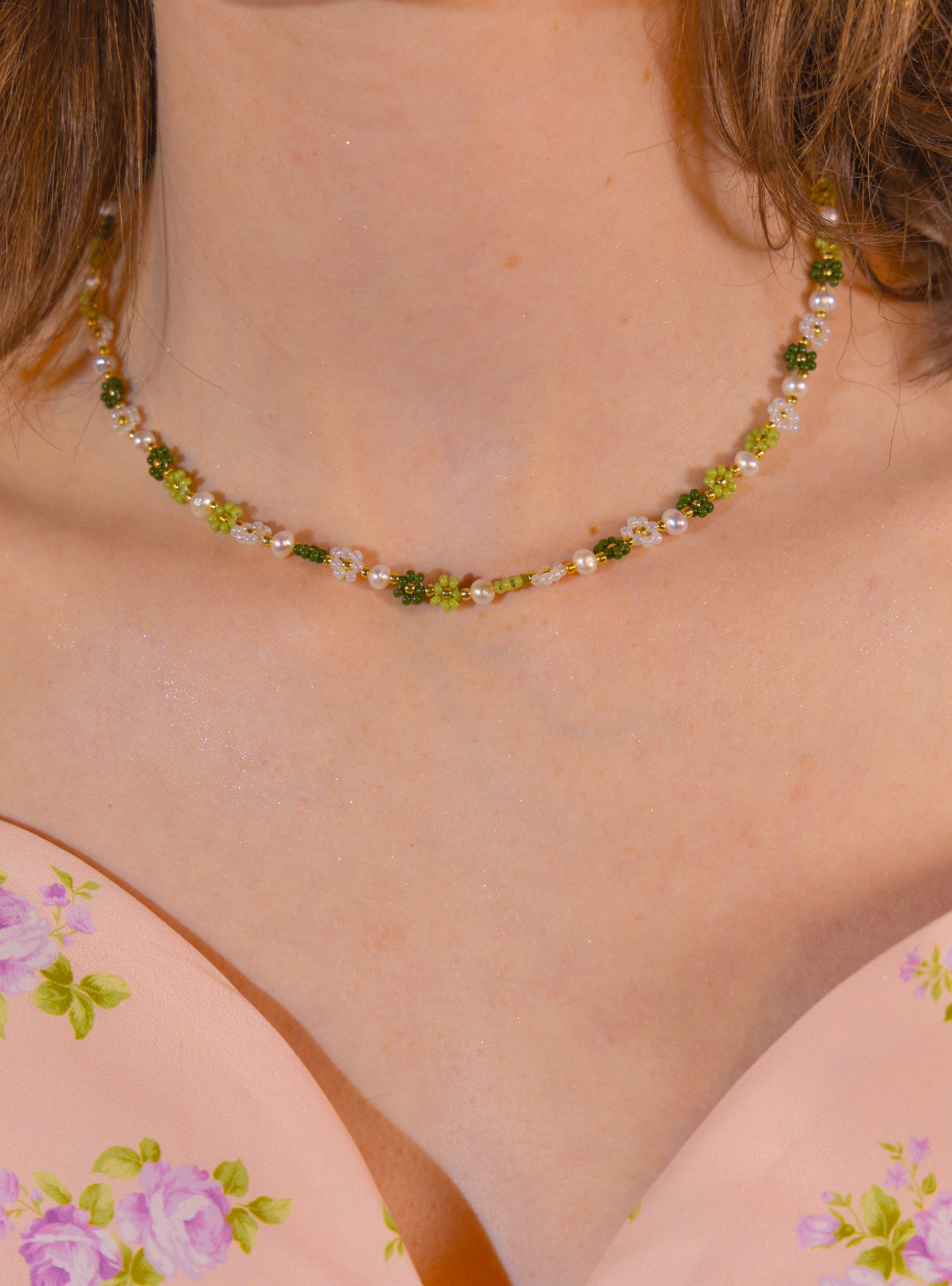 Avocado Daisies Beaded Necklace