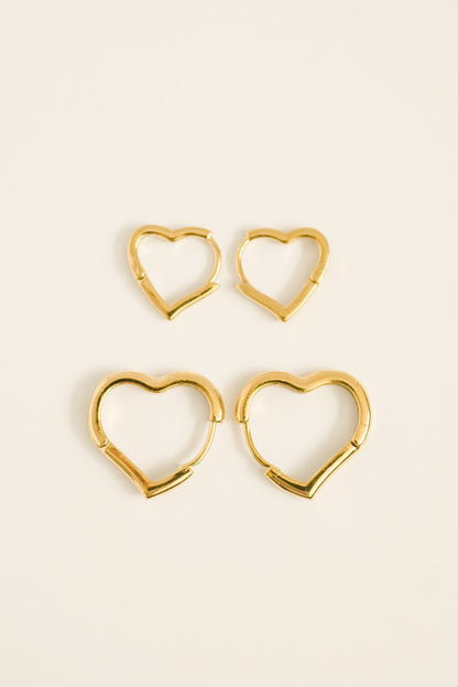 Mini Heart Huggies